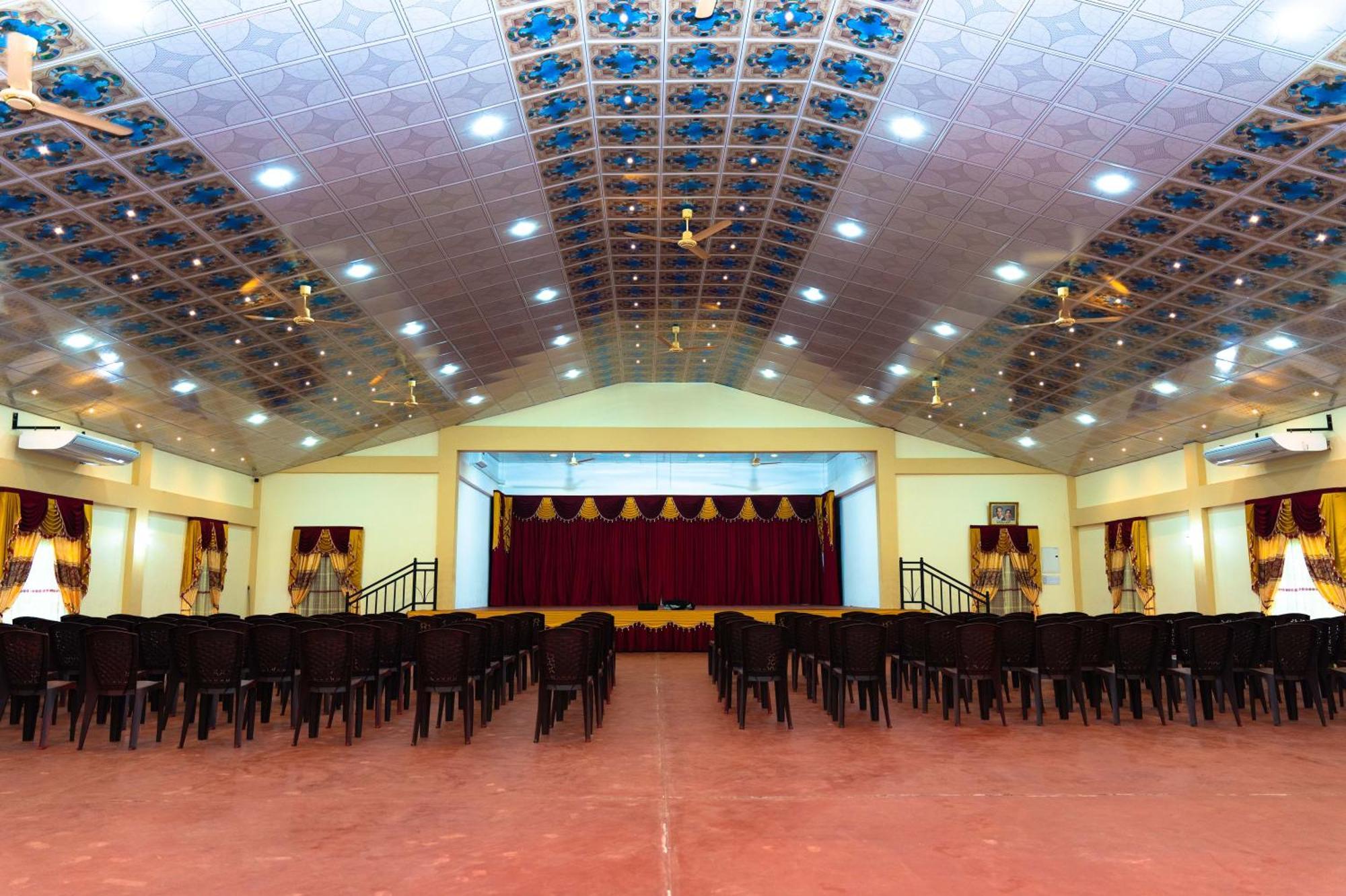 Pgs Hall Джафна Экстерьер фото