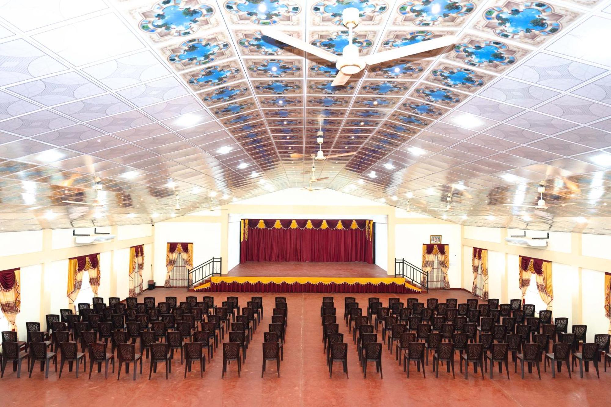 Pgs Hall Джафна Экстерьер фото